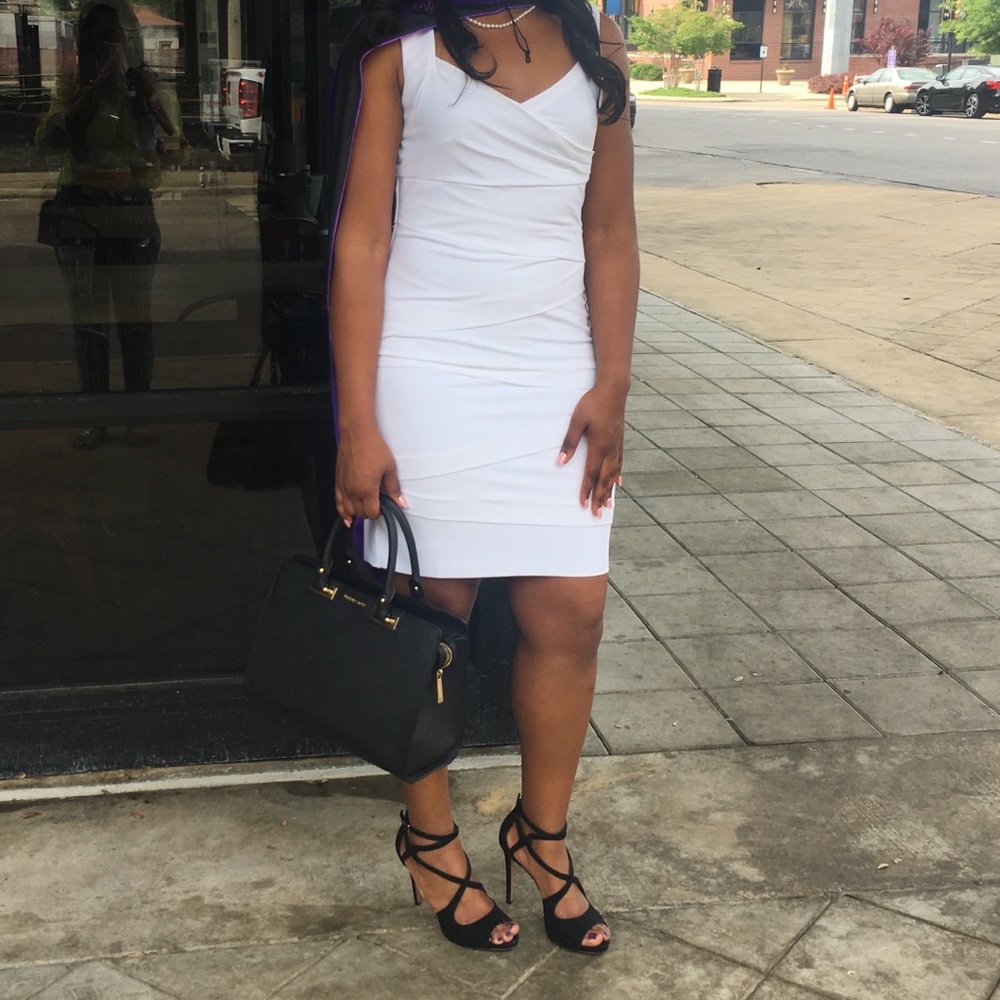 Dry Cleaned ✨ WHBM Perfectly Slimming Dress